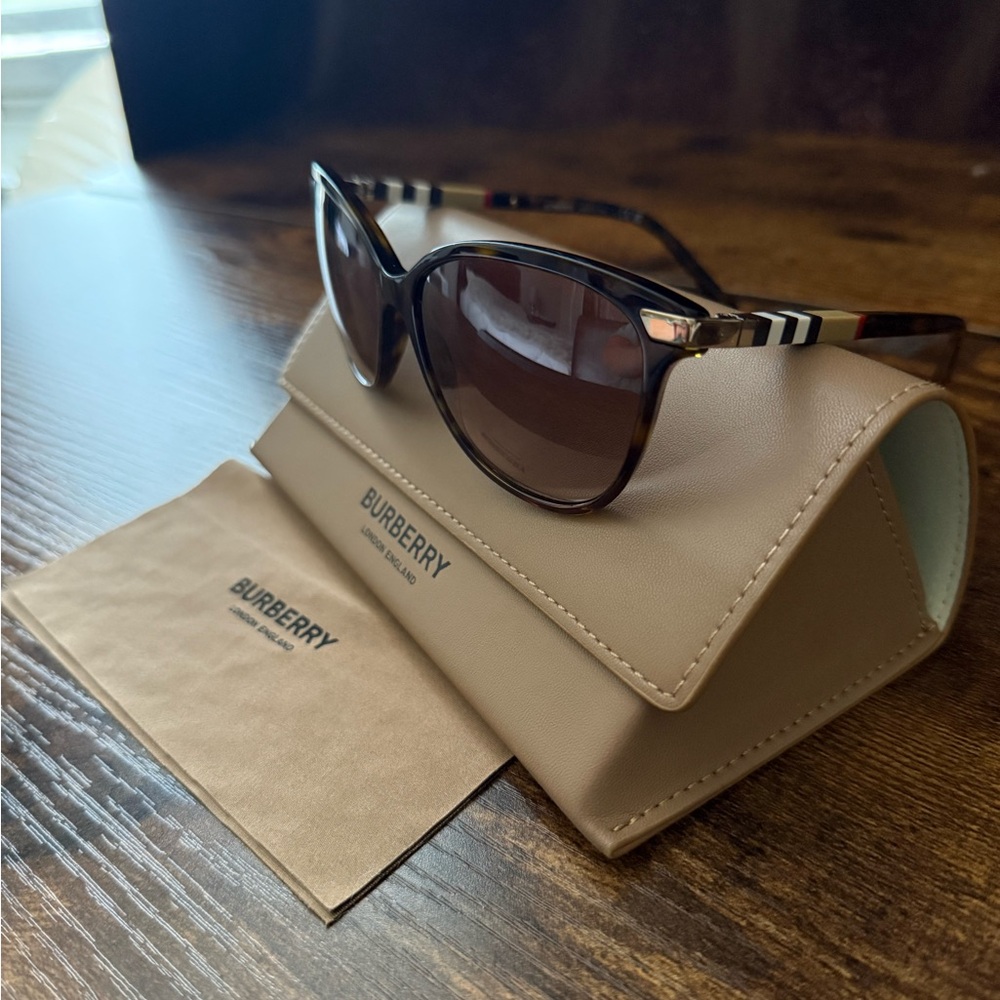 Burberry Sunglasses
